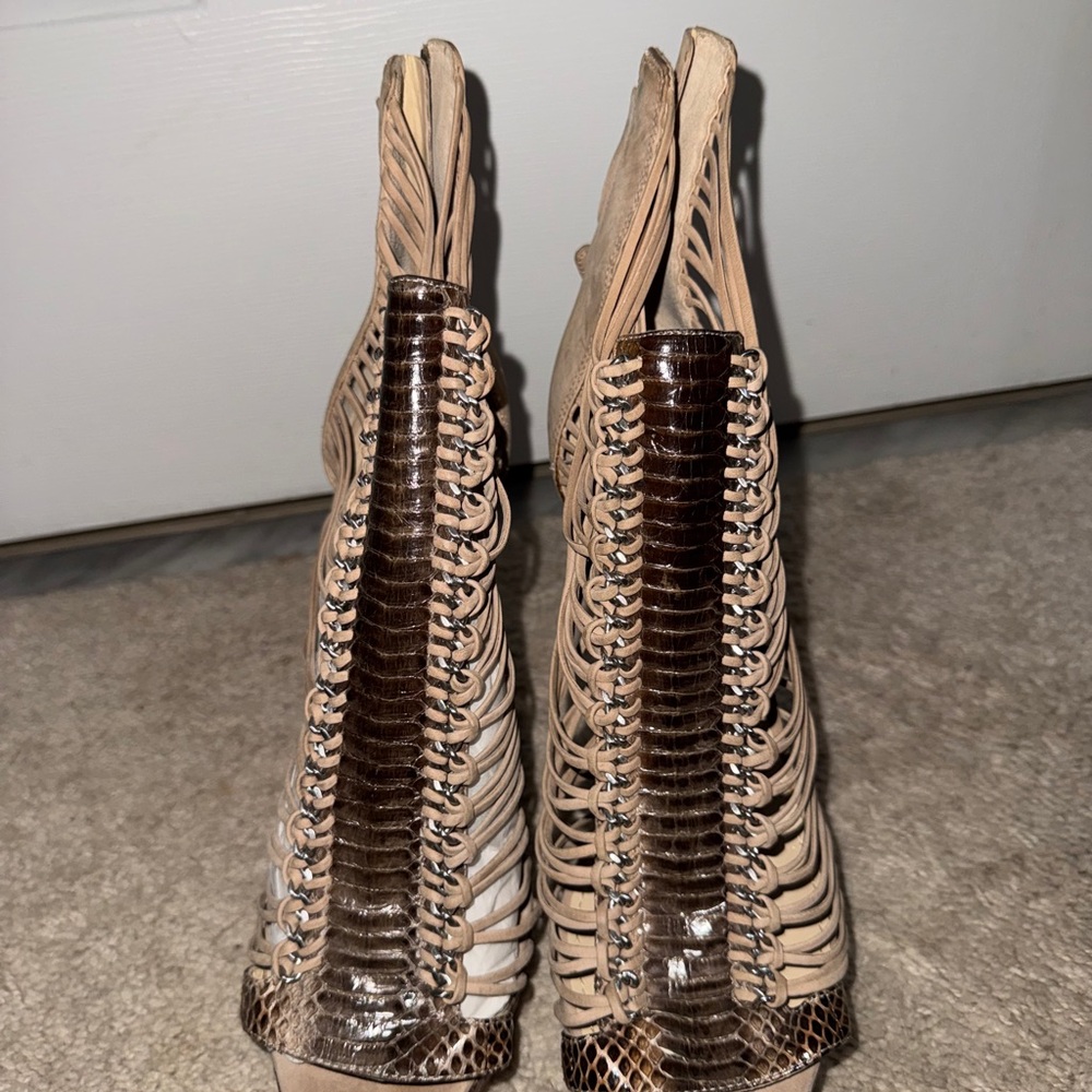 Brian Atwood Bffrontera Suede snakeskin gladiator platform heels Sz 10 NWOB